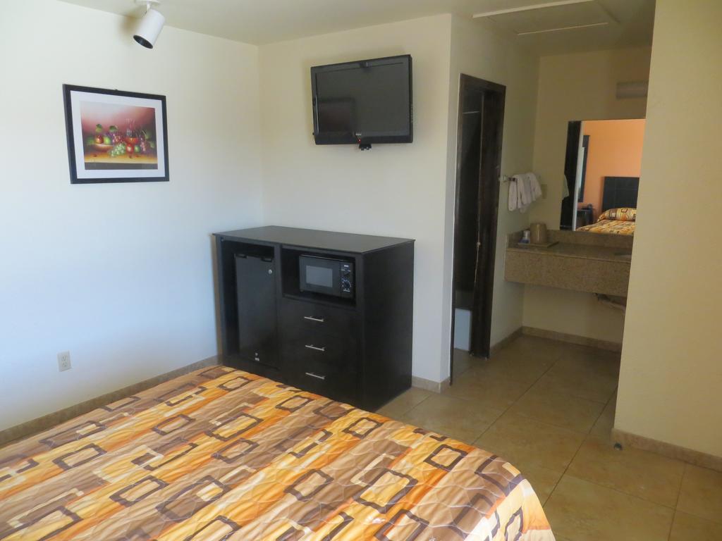 Bayshore Motel La Porte Ruang foto